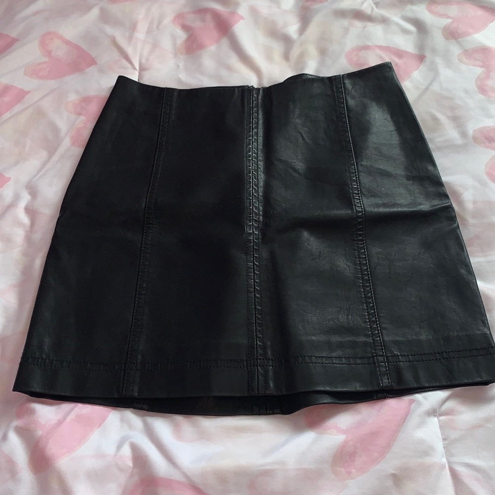 Selling new skirt no tags.